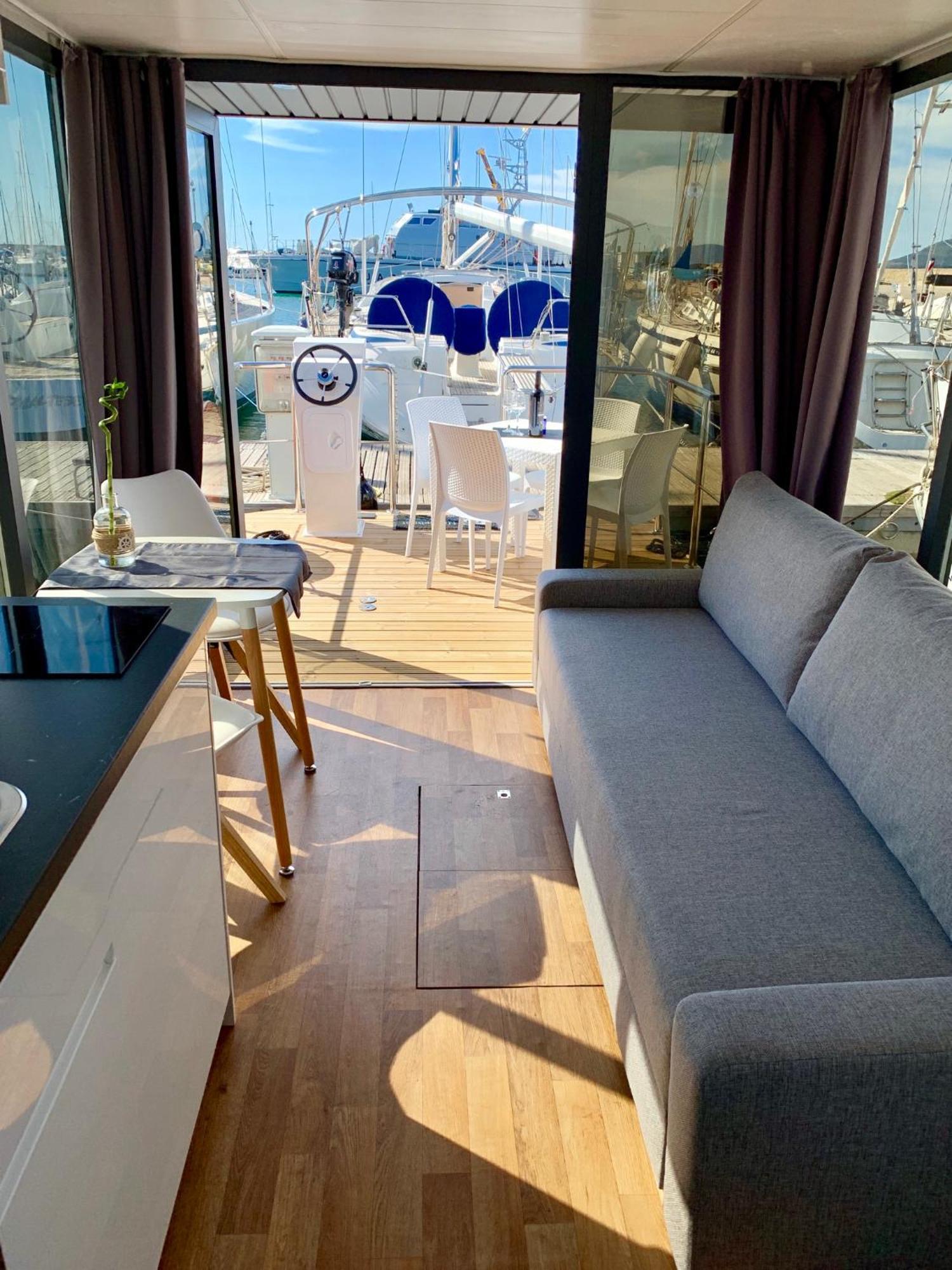 Houseboat Seabreeze Hotel Alghero Exterior photo